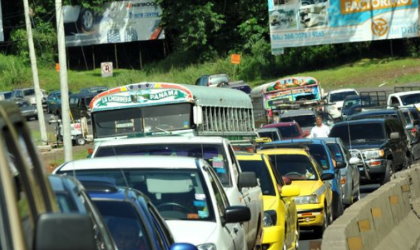 Maana arranca inversin de carriles