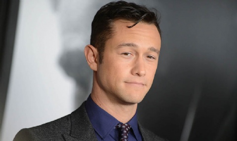 The Last Jedi: Rian Johnson revela que Joseph Gordon-Levitt presta su voz a uno de los personajes