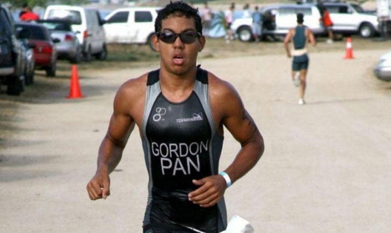 Panam apuesta por Peter Vega como su mejor representante en el Triatln