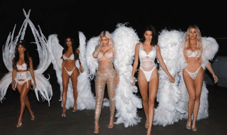 Las Kardashian se vistieron de sensuales ngeles de Victoria's Secret