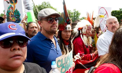 Leonardo DiCaprio particip en una marcha contra el cambio climtico