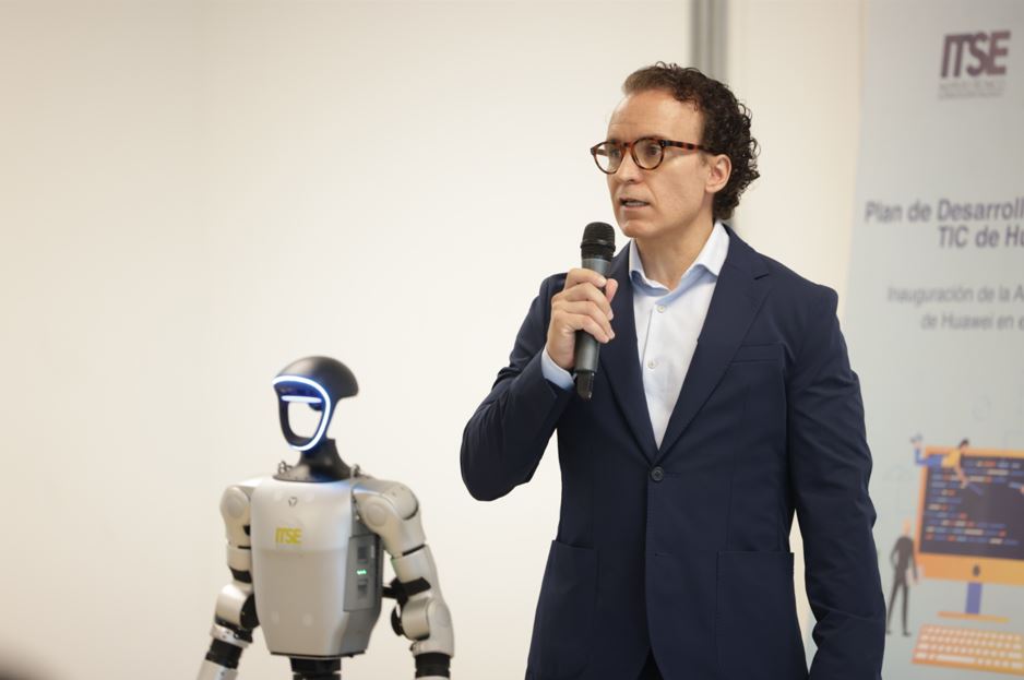 La Humanidad de la IA: una conferencia para entender el futuro que ya est� aqu�