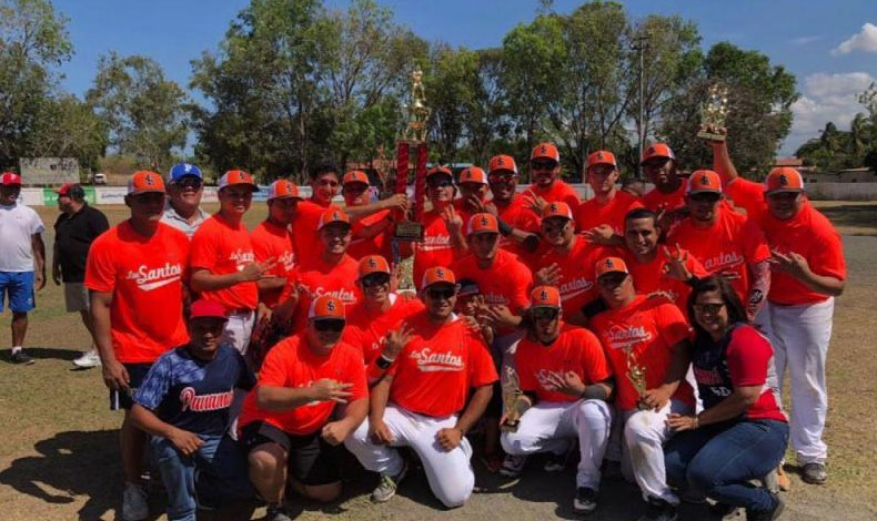 El nuevo campen del Softbol panameo es Los Santos