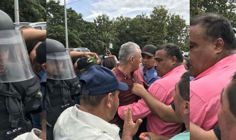Protesta terminó con empujones y arresto del diputado Poveda