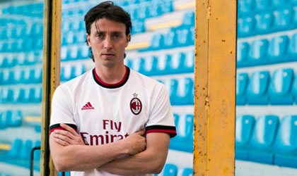 Adidas Football presenta la nueva camiseta del AC Miln