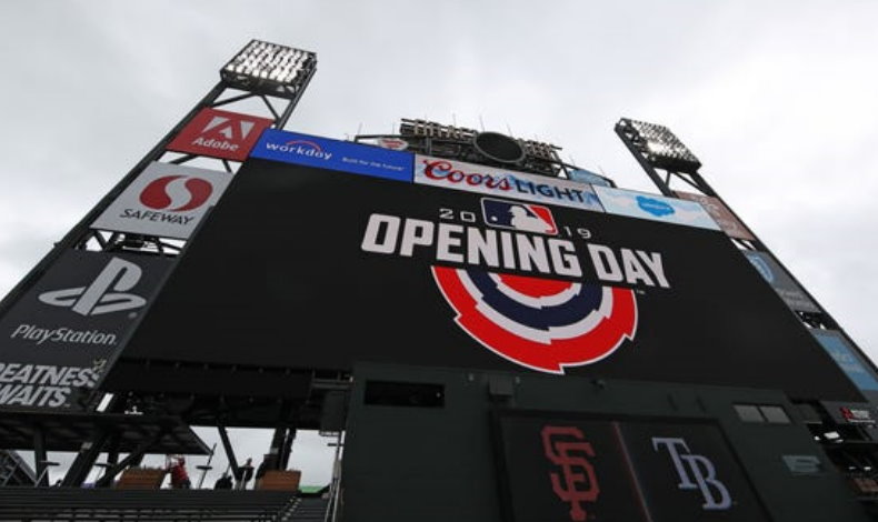 Estadios vacos en Openning Day de la MLB