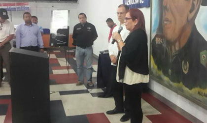 PRD rinde homenaje a los ca�dos el 20 de diciembre de 1989