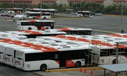 Operadores del Metro bus quieren salarios de ms de 550$