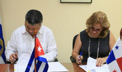 Panam y Cuba, firman acuerdo para garantizar el flujo migratorio entre las partes