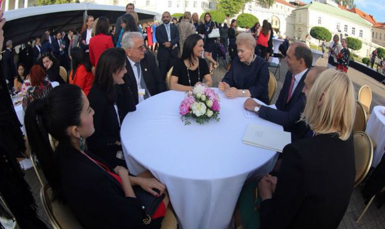Panam intercambia con Lituania temas de educacin y tecnologa