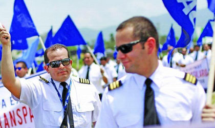 Pilotos de Copa mantienen amenaza de ir a paro