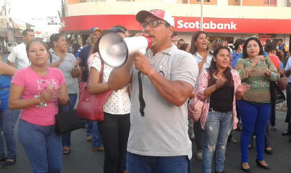 Padres de familia protestarn hasta que sea inspeccionado el plantel