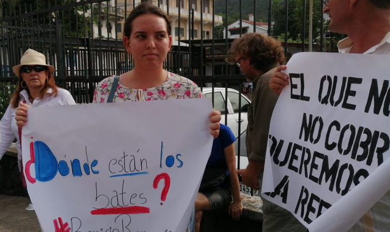 Continan hoy protestas contra diputados
