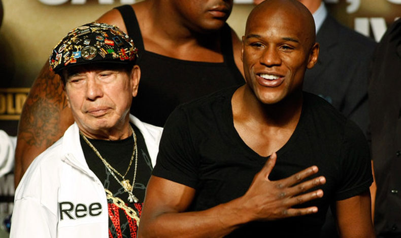 Rafael Garca es homenajeado por Mayweather