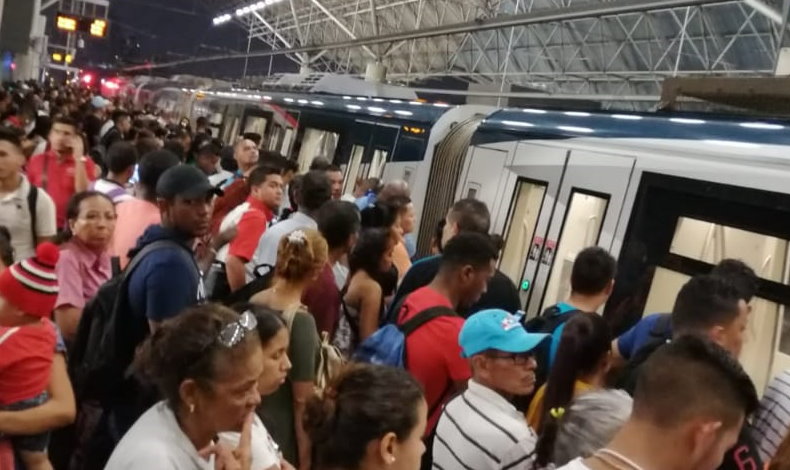 Caída de un Rayo afectó línea 1 del metro de Panamá