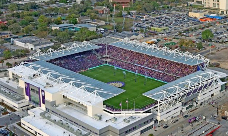 Panam no saldr a reconocer la cancha