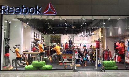 Abre su primera tienda propia en Panam