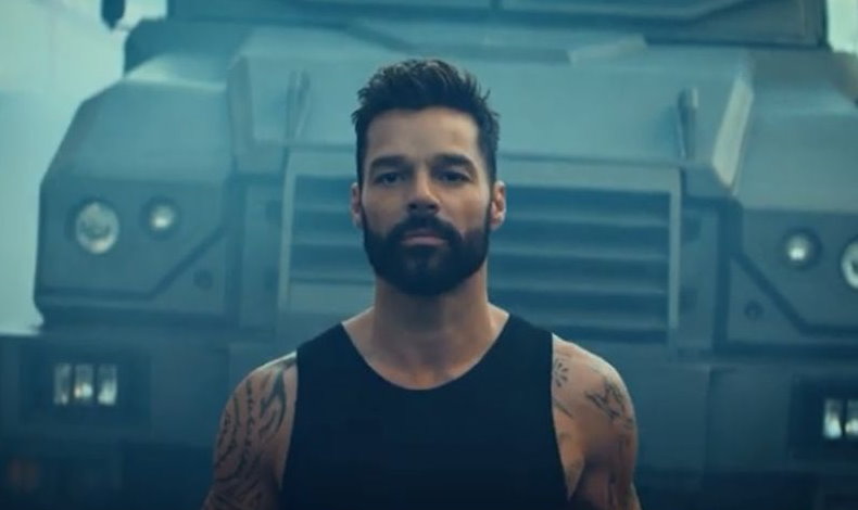 Ricky Martin estrena nuevo sencillo y vdeo TIBURONES