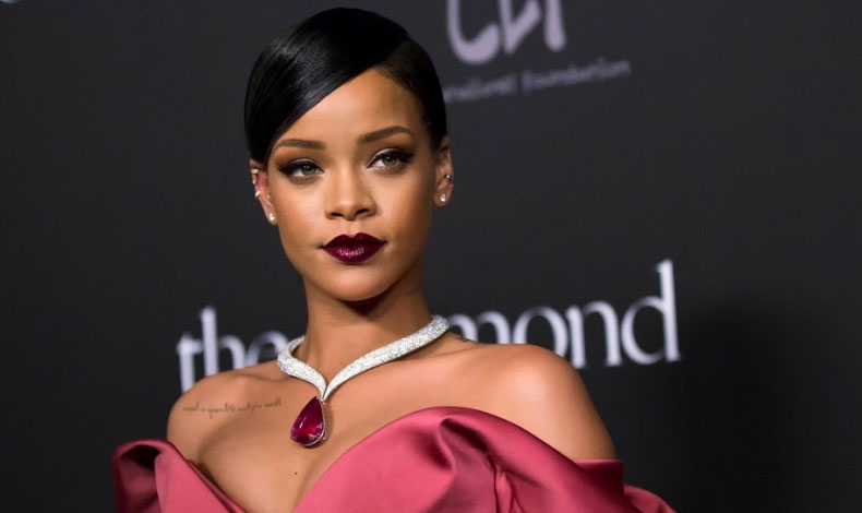 Rihanna compr fabulosa mansin en Los ngeles
