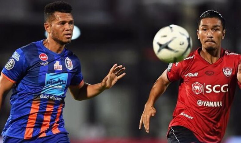 El Toro Blackburn debuta con gol en futbol de Tailandia