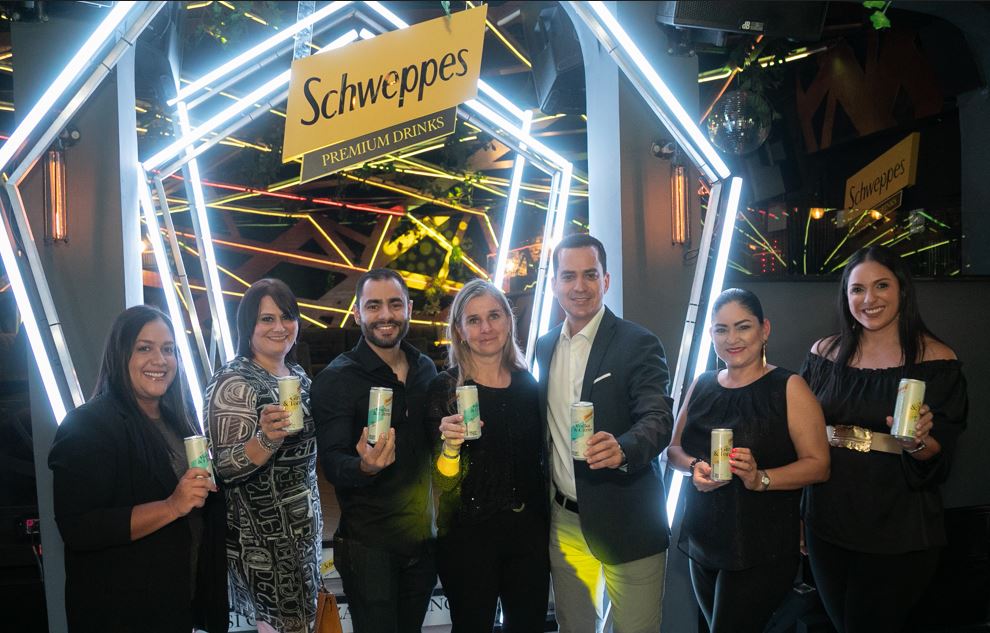 Schweppes Premium Drinks llega a panam