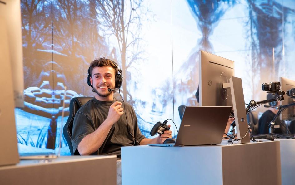 Una pantalla para cada tipo de gamer: �curva o plana? Descubre cu�l es la mejor opci�n para ti