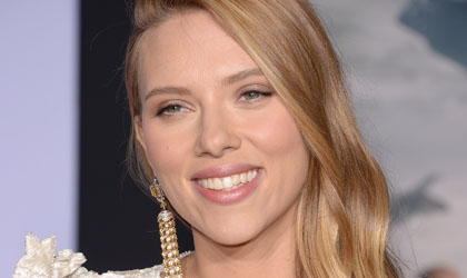 Scarlett Johansson Mis padres criaron a cuatro nios en una casa con pocos ingresos en Manhattan