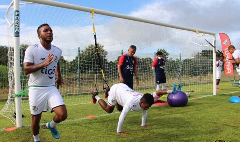 Seleccin de Panam tuvo su primer entrenamiento con prensa del periodo de Christiansen