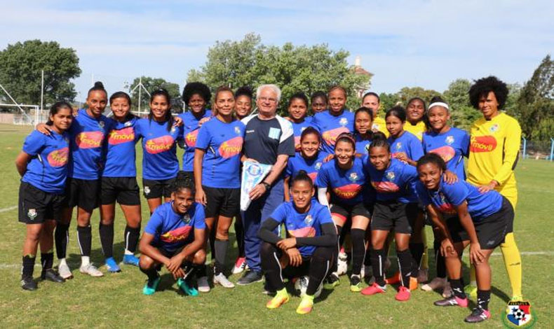 Seleccin femenina de Panam realiz actos de caridad