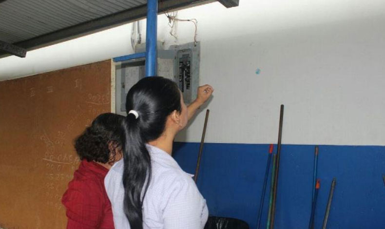 Situacin en escuela de Santa Ana pone en  riesgo la vida de sus estudiantes
