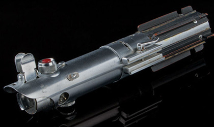 Star Wars: Subastan el lightsaber original de Luke Skywalker