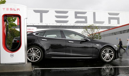 Tesla quiere vender el paquete completo