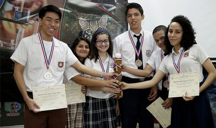 Talento juvenil de la qumica representa a Panam