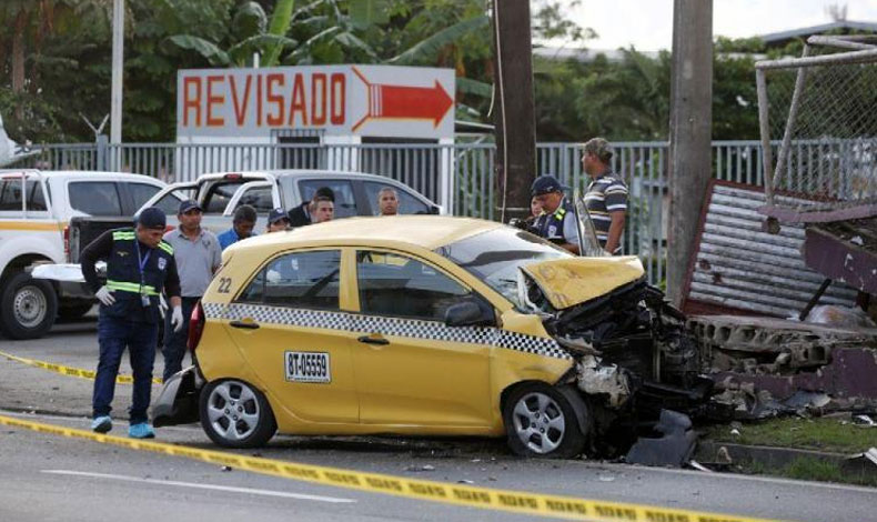 Muere taxista luego de recibir fuerte golpe por detrs