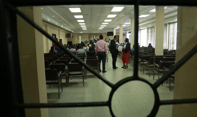 Hasta $300 pagaban a jurados para que declararan inocencia en casos de homicidio