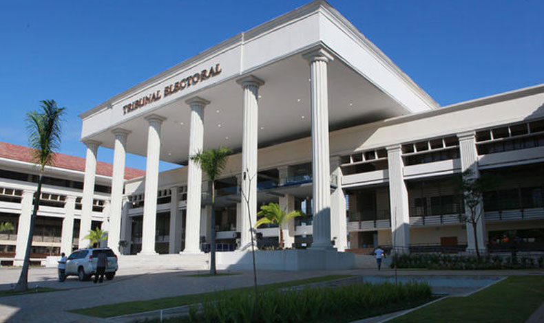 Cambian servicio de cedulacin al Centro Comercial El Dorado