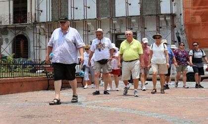 A Panam entran ms hombre que mujeres de turistas