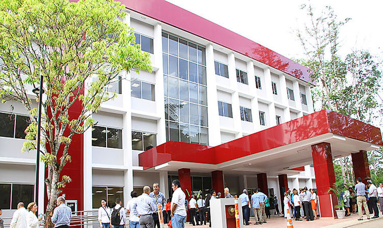 Universidades de Panam retroceden en ranking