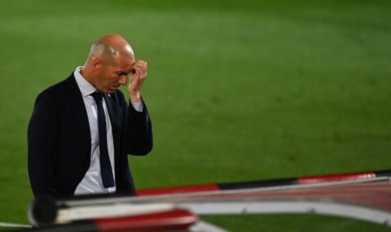 Zidane est Cansado del supuesto favoritismo del arbitraje al Real Madrid