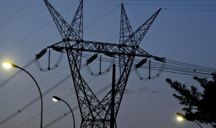 Gobierno cambia horario de trabajo para ahorrar energa