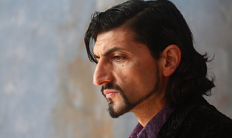 Aladdin: Numan Acar interpretar a Hakim