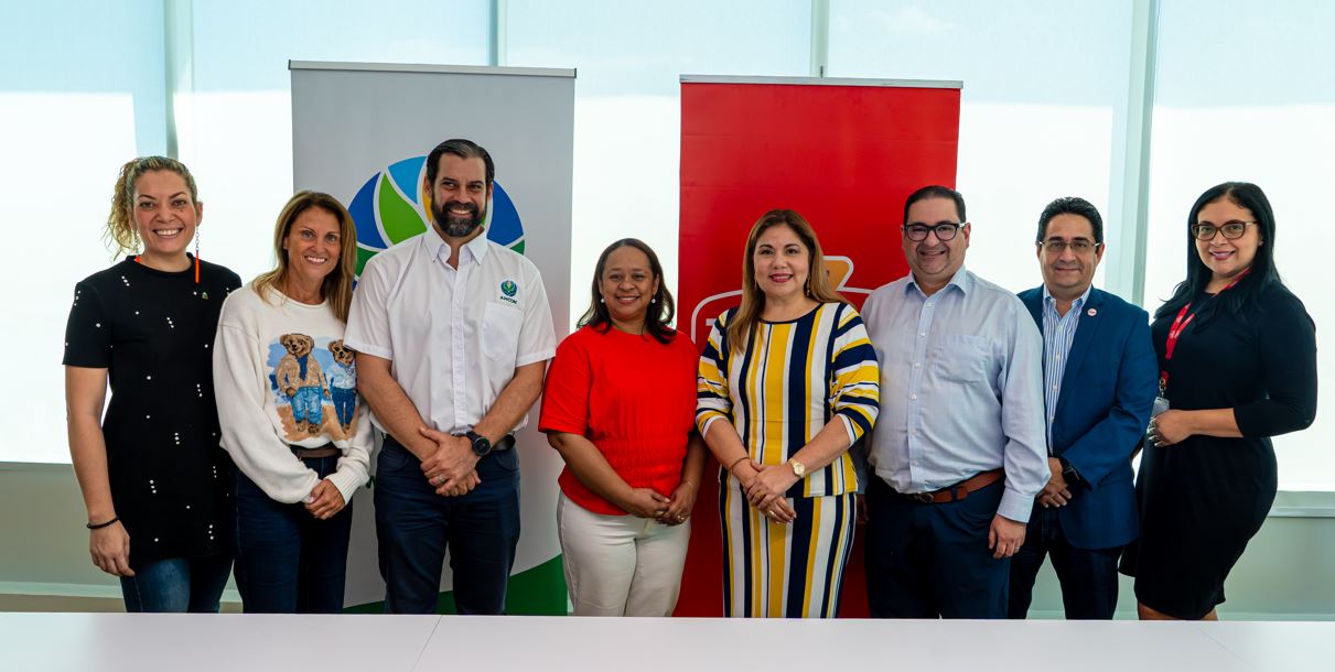 Toledano y ANCON firman alianza para impulsar la conservacin de los recursos naturales en Panam