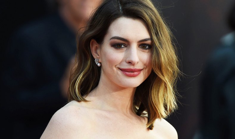 Anne Hathaway desea un feliz cumpleaos a la Princesa Mia y todos enloquecen