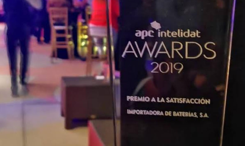 APC Intelidat reconoce a los agentes económicos panameños