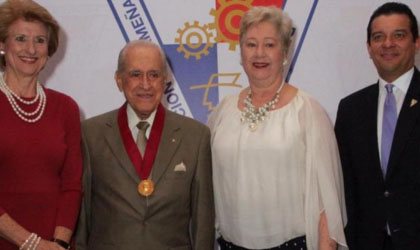 Luis H. Moreno es un hombre que ha servido al pas, asegur Juan Gabriel Gonzlez