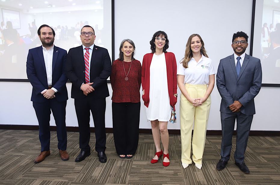 Estudiantes de preescolar adquieren habilidades tempranas de espaol y matemticas a travs del juego EscriboPlay