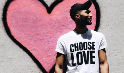 Choose love con ASOS y apoya a los refugiados