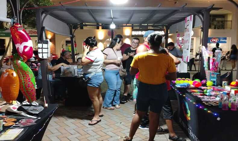 Bazar de Emprendedores en Arraijn se unen a la Concientizacin sobre el Cncer de Mama