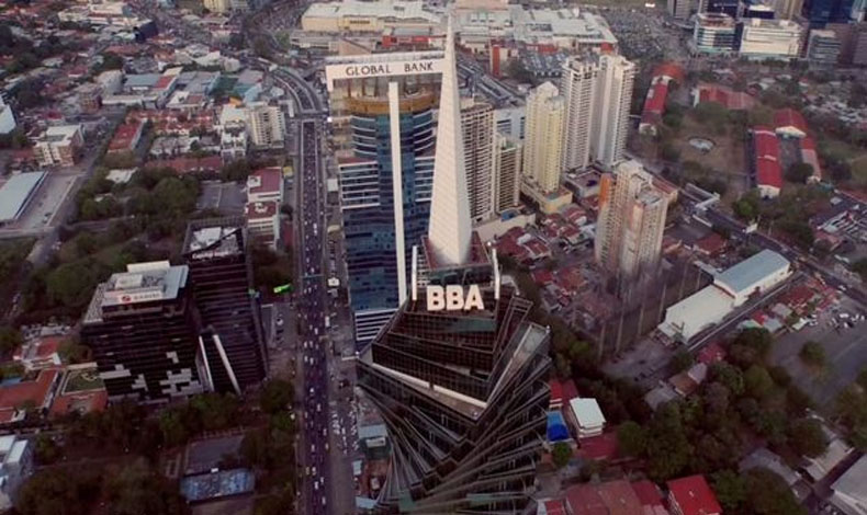 Hay que cambiar la forma de hacer banca, segn Hctor Opazo