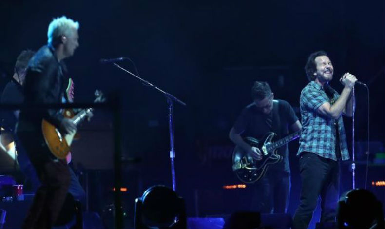 Pearl Jam cancela su concierto en Londres tras quedarse sin voz el cantante